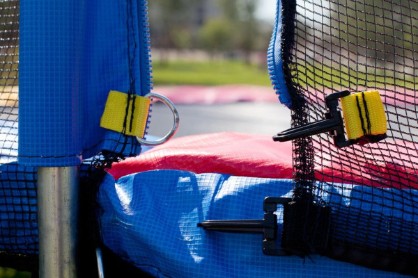 Батут Sundays Acrobat-D312 (с сеткой, разноцветный)